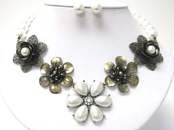 Crystal and pearl deco burnish metal flower  link necklace earring set