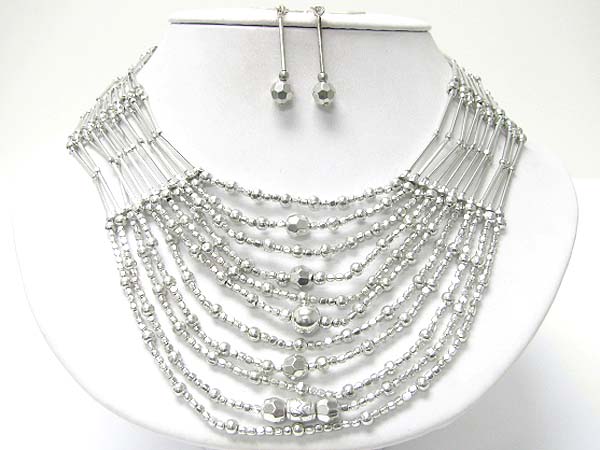 Multi layer metallic beads link necklace earring set