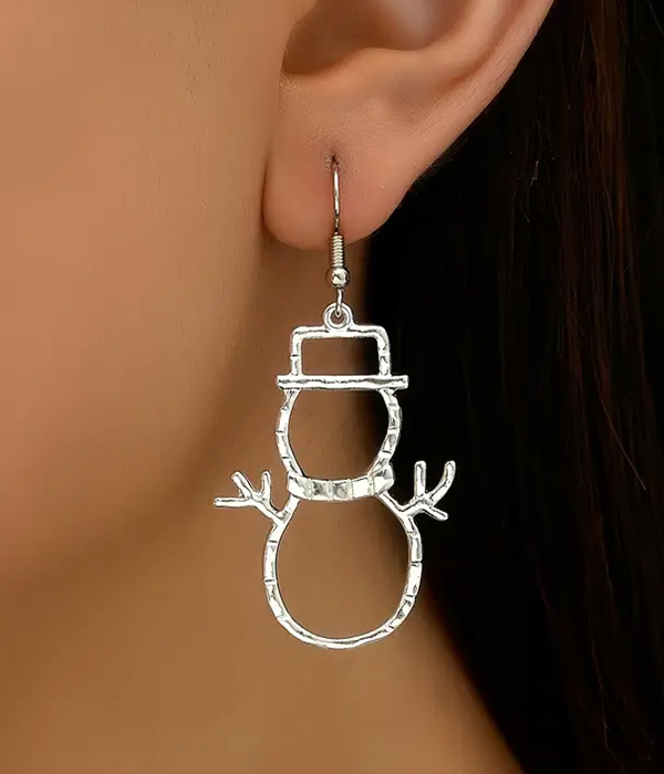 Christmas theme snowman earring