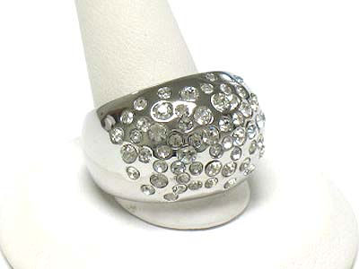 Crystal bubbled high polish metal ring