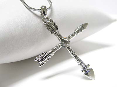 Made in korea whitegold plating arrow cross pendant necklace