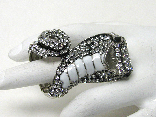 Crystal and epoxy deco cobra snake stretch ring