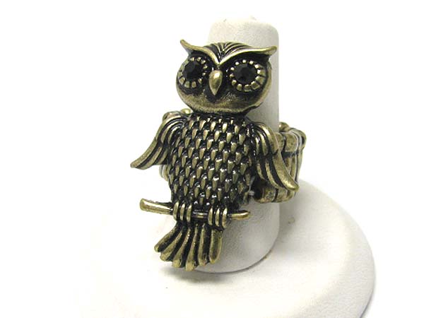 Crystal stud burnish metal owl stretch ring