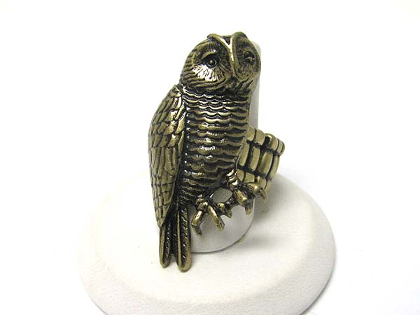 Burnish textured metal owl stretch ring