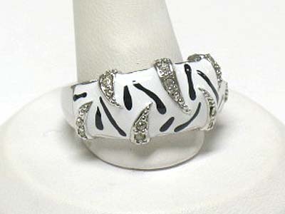 Crystal deco enamel metal ring