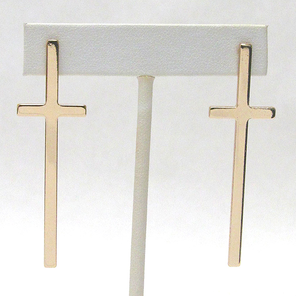 Simple metal cross earring