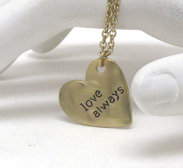 Message on hammered heart pendant necklace