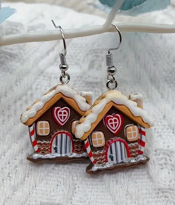 Christmas theme gingerbread house resin earring