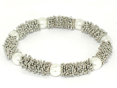 Multi ball and metal stretch bracelet