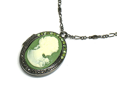 Cameo crystal locket necklace