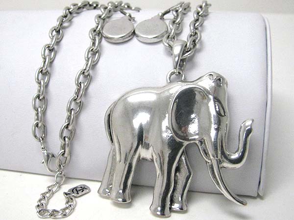 Large metal elephant pendant necklace earring set