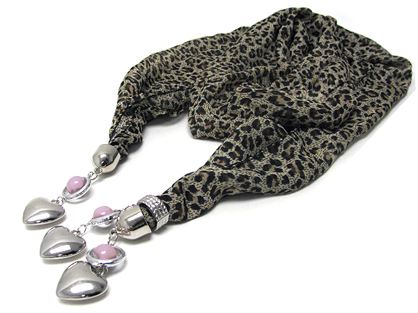 Leopard print scarf and puff heart deco end - 100% polyester