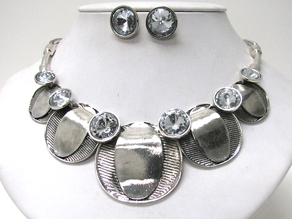 Facet glass and textured metal disk link necklace earring set