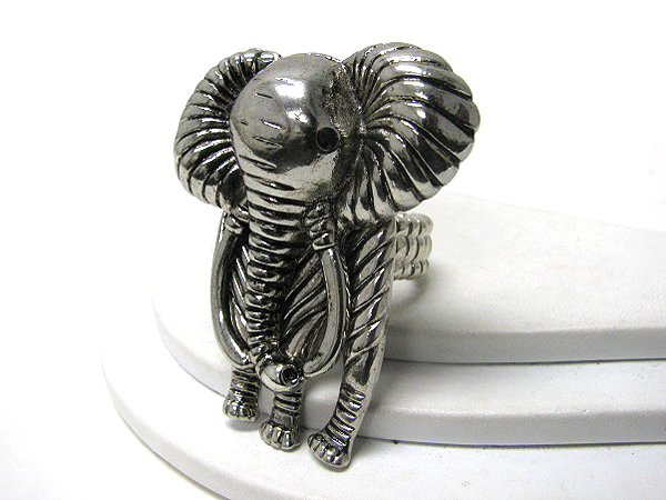 Chunky elephant stretch ring