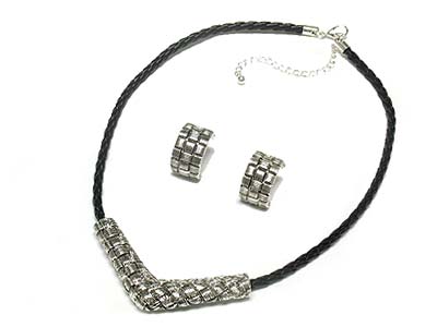 Casting metal deco multi cords necklace and earring set 