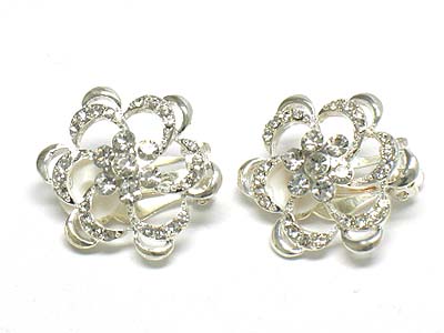 Crystal flower earring