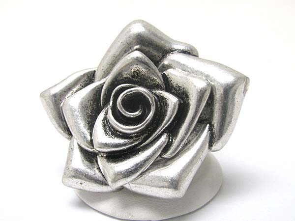 Metal flower top stretch ring