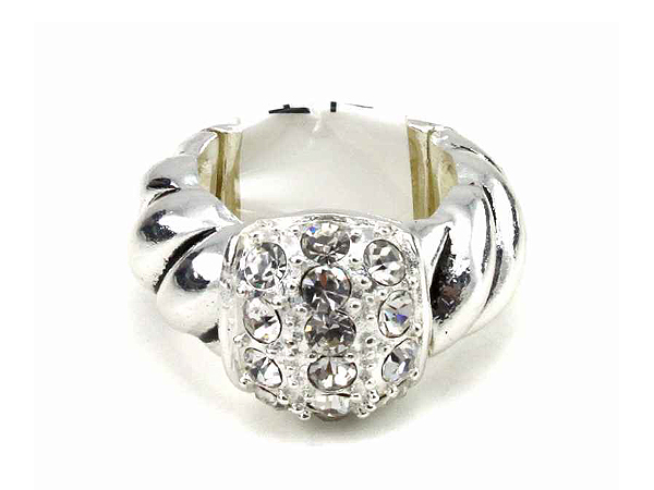 Crystal stud stretch ring