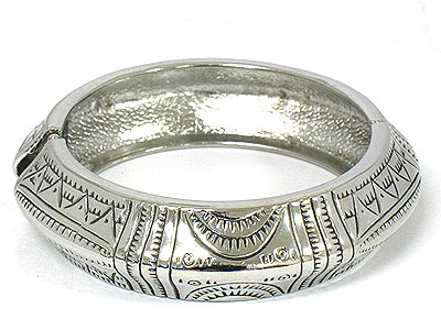 Ethnic style metal bangle bracelet