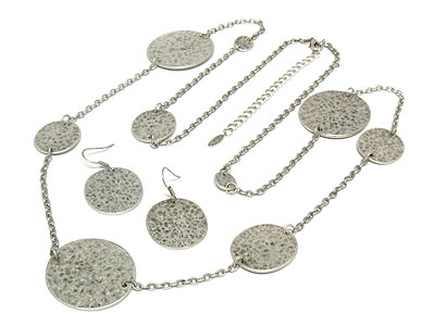 Hammered metal disk and chain necklace and earring set