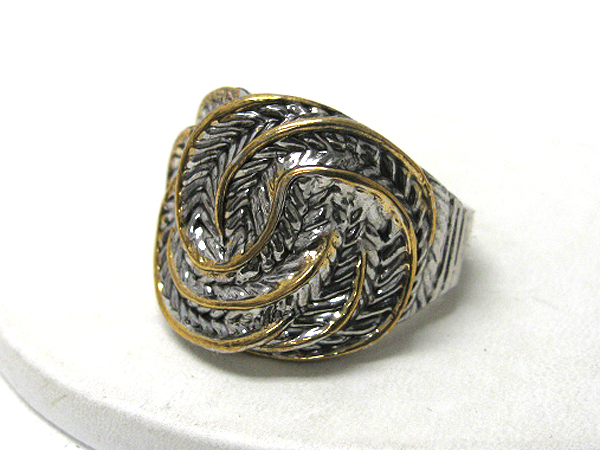 Two tone textured metal casting stretch ring