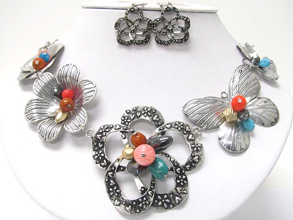 Natural chip stone deco metal butterfly and flower link necklace earring set