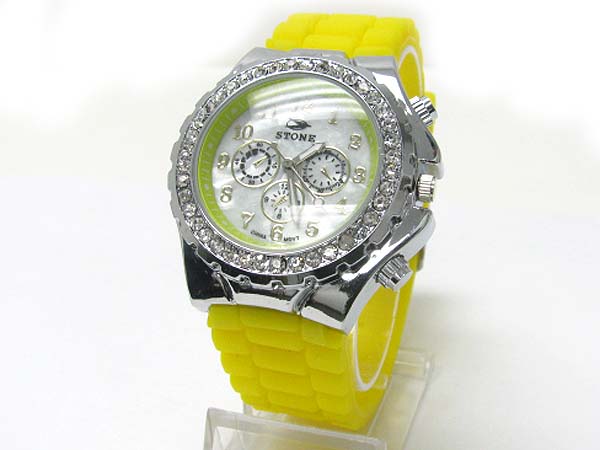 Crystal stud round face fashion rubber band watch