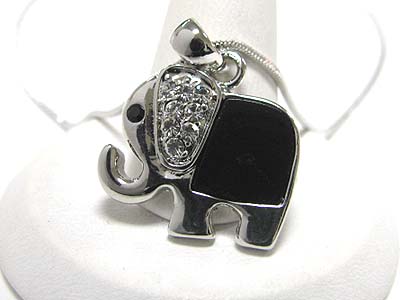 Made in korea whitegold plating crystal and jet glass elephant pendant necklace