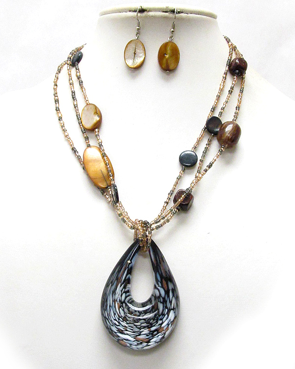 Murano glass tear drop pendant sed beads necklace