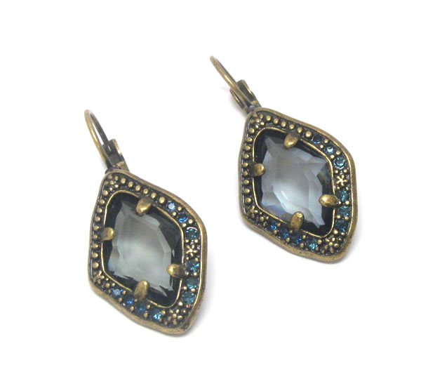 Vintage style crystal and facet glass stone earring