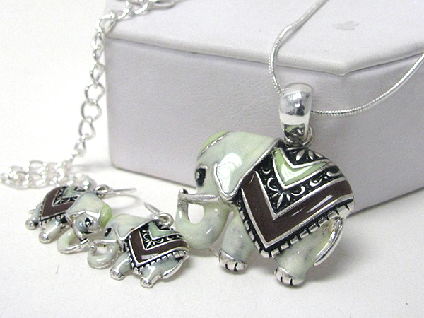 Epoxy elephant necklace earring set