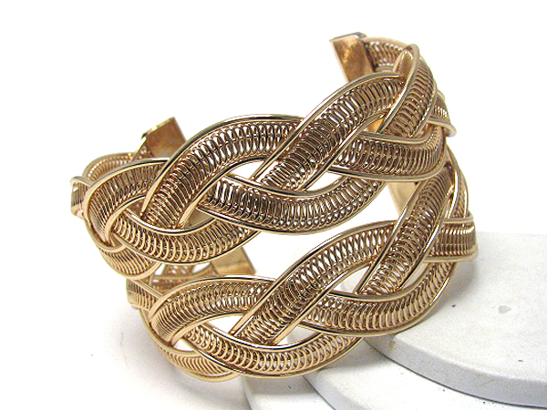 Double twisted flat metal wire bracelet