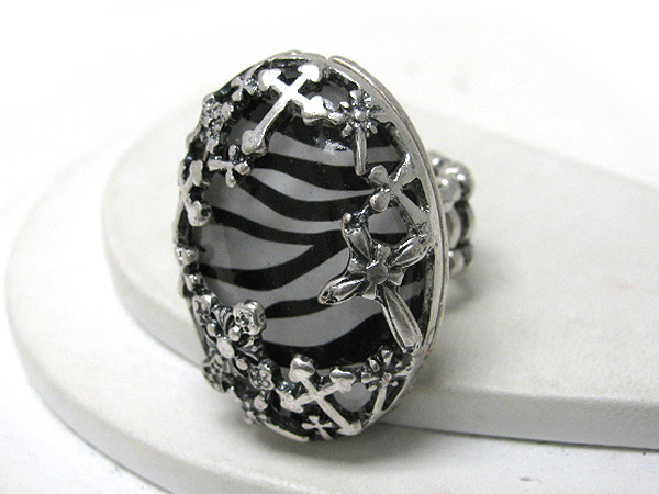 Animal print and multi cross deco oval stretch ring