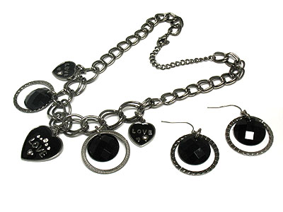 Love theme onyx stone and metal link necklace and earring set