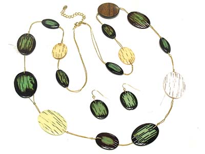 Enamel cover oval disk long necklace and earring set 