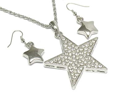 Crystal paved star pendant necklace and earring set