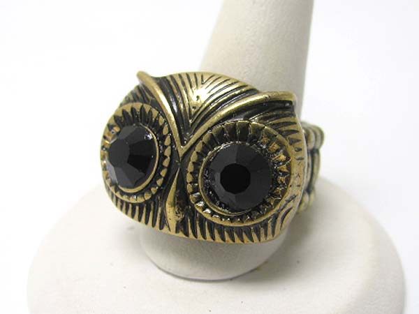 Crystal eye owl stretch ring