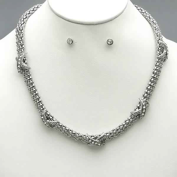 Crystal x patern on fashion tub chain necklace earring set