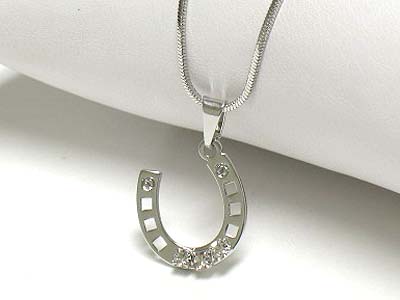 Made in korea whitegold plating crystal stud horse shoe pendant necklace