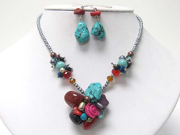 Turquoise and mixed natural chip stone cluster pendant necklace earring set