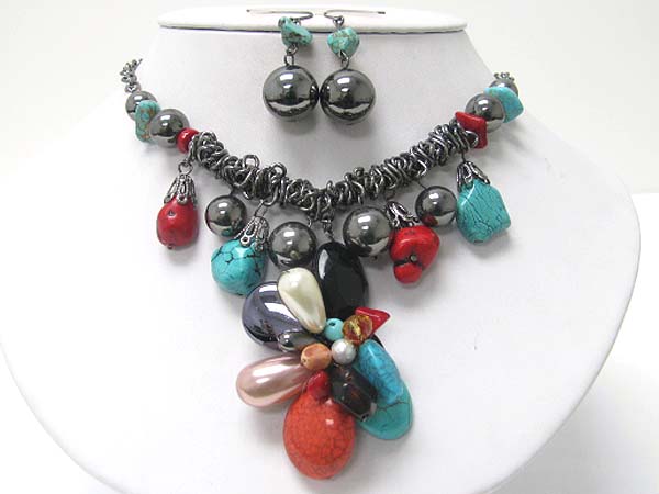 Turquoise and mixed natural stone cluster pendant necklace earring set