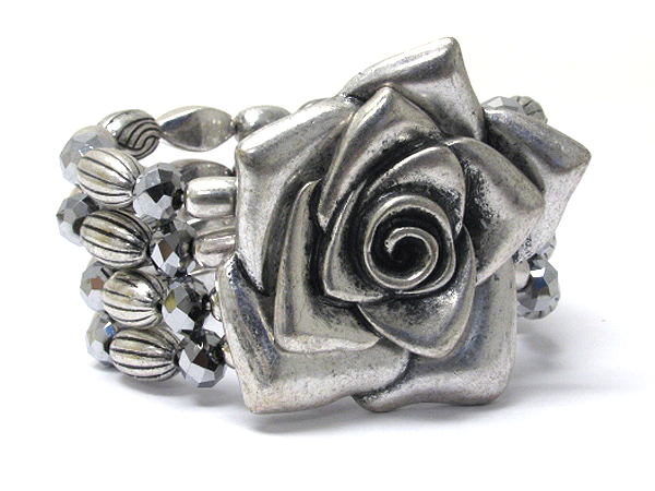 Large rose stretch bracelet