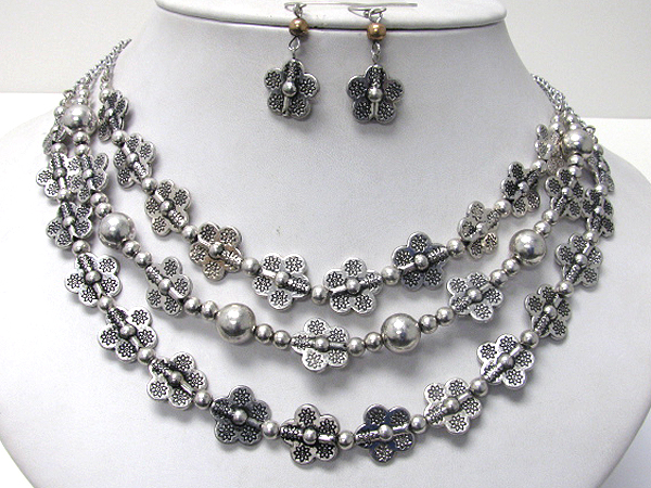 Triple layered metal flower link necklace earring set