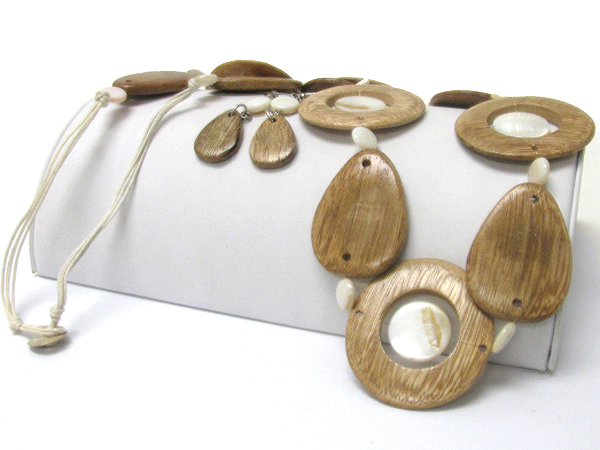 Eco friendly wood and shell disk link long necklace earring set