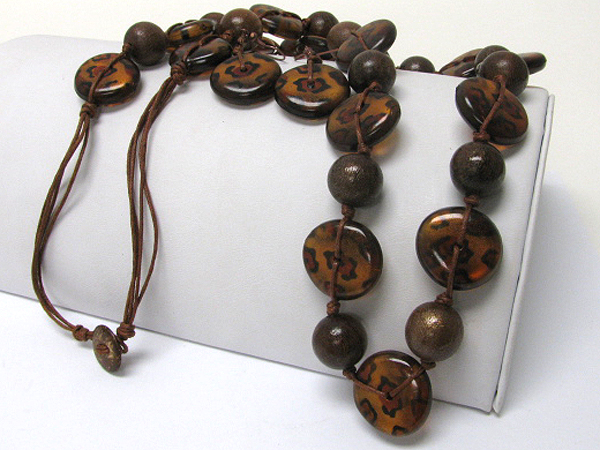 Eco friendly animal print resin disk and wood ball link long necklace earring set