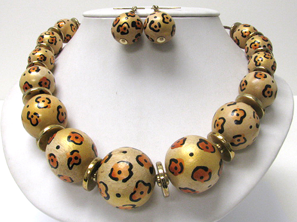 Animal print gradual round wood ball link necklace earring set