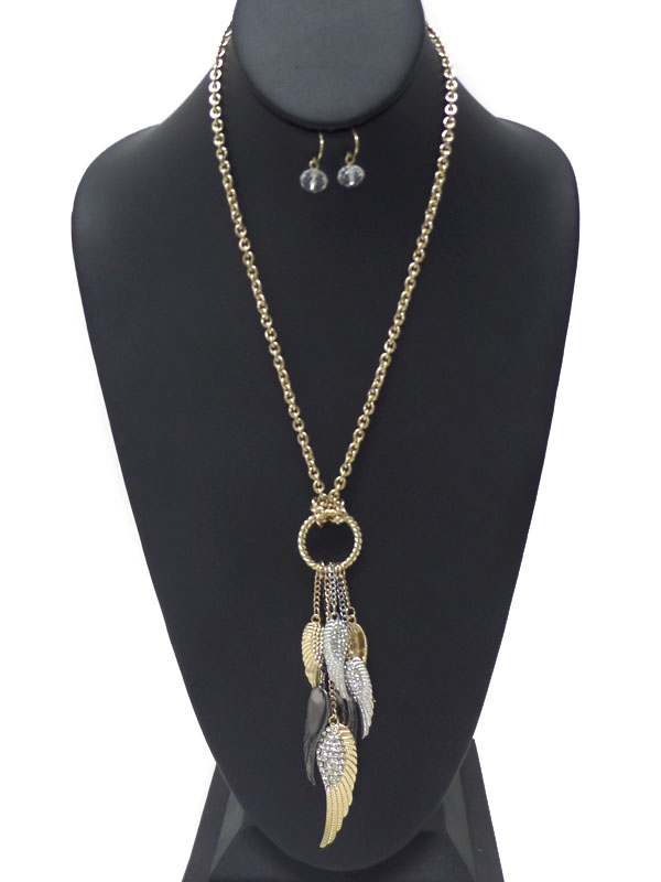 Metal multi angel long wings w/crystals necklace set 