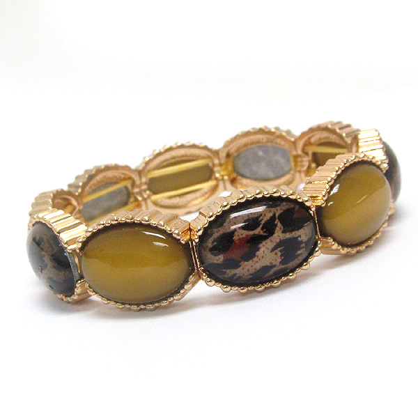 Animal print oval stone stretch bracelet