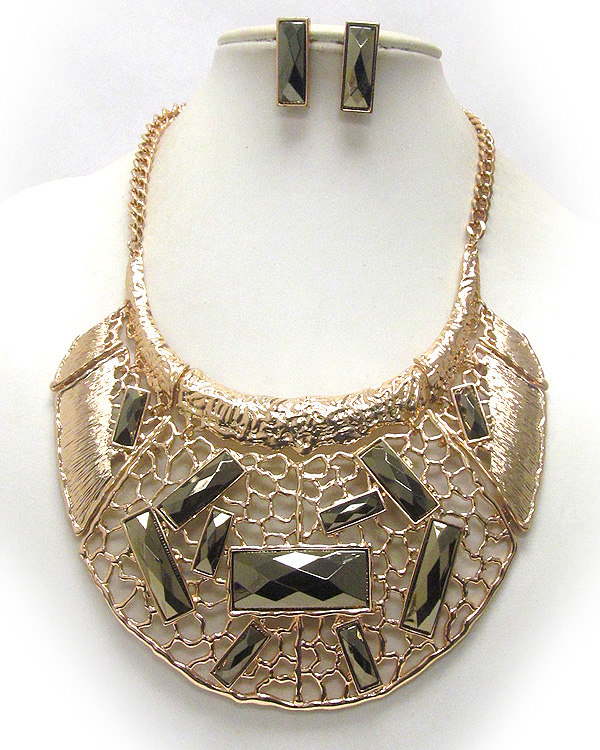 Glass art deco cut out metal link bib style necklace earring set