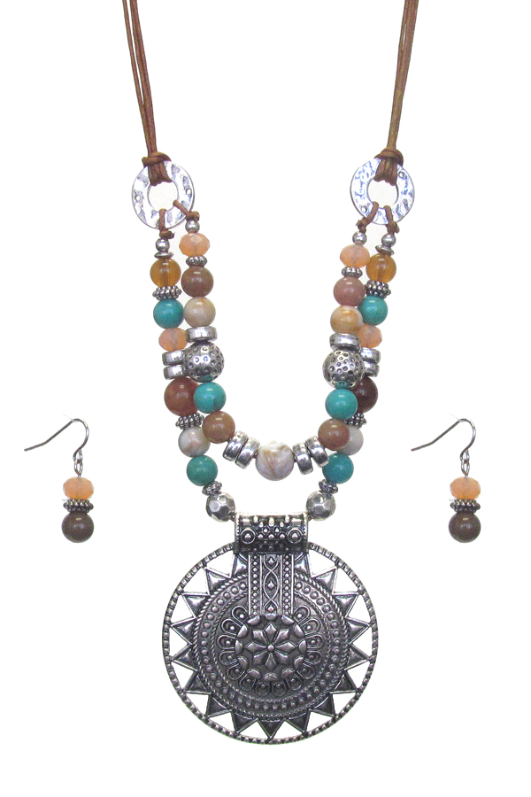 AZTEC PATTERN DISC PENDANT AND MIXED BEAD DOUBLE LAYER NECKLACE SET -western